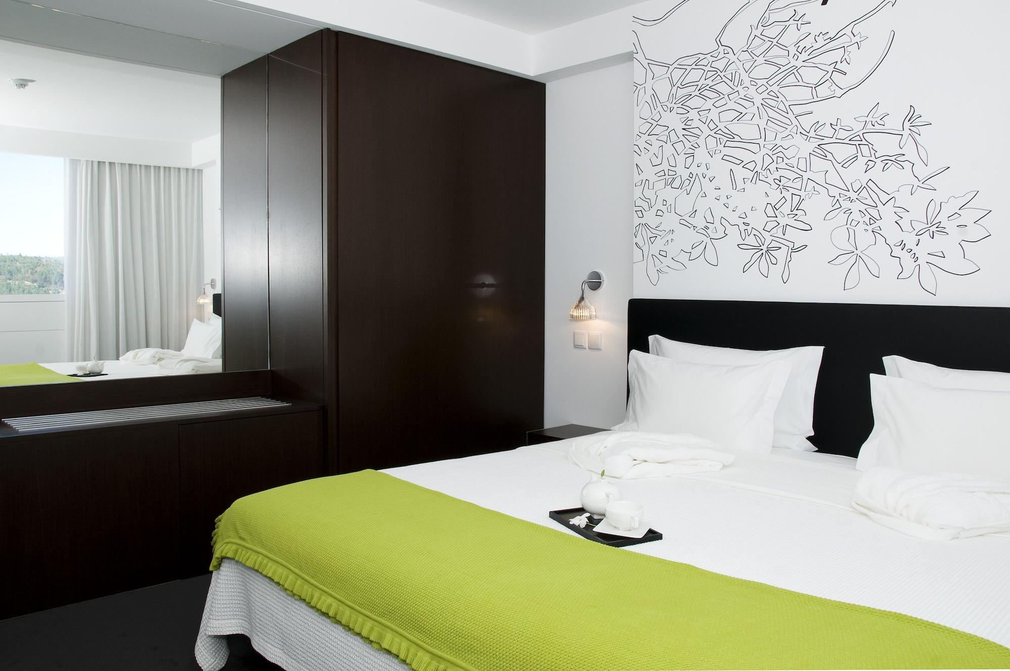 Open Village Sports Hotel & Spa Club Гимарайнш Экстерьер фото
